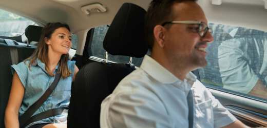 holiday-extras-rfNyIluHPlo-unsplash